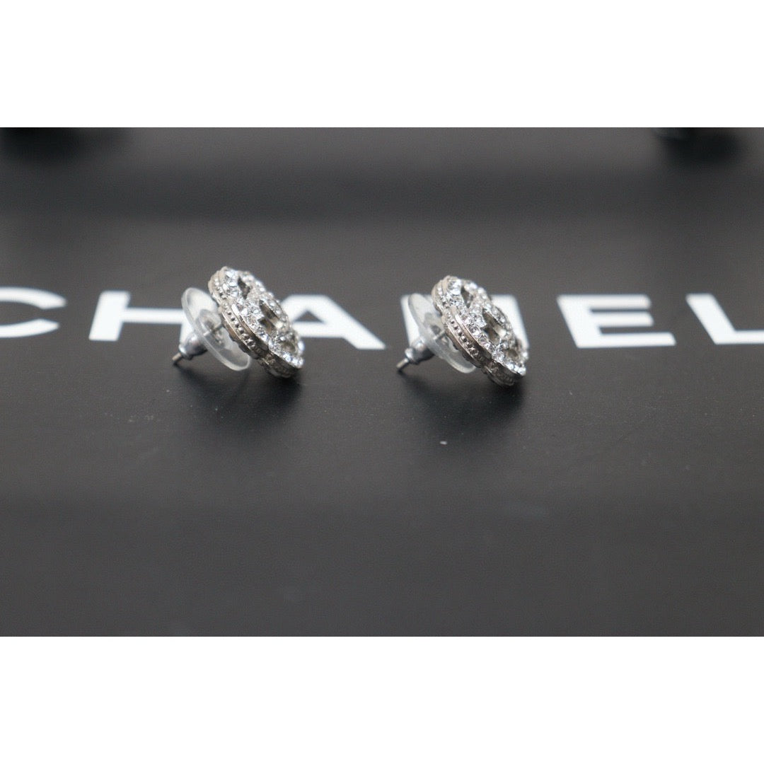 Very Good ( Rank A) ｜CHANEL COCO Mark Silver Diamond Vintage Earrings ｜S24102413