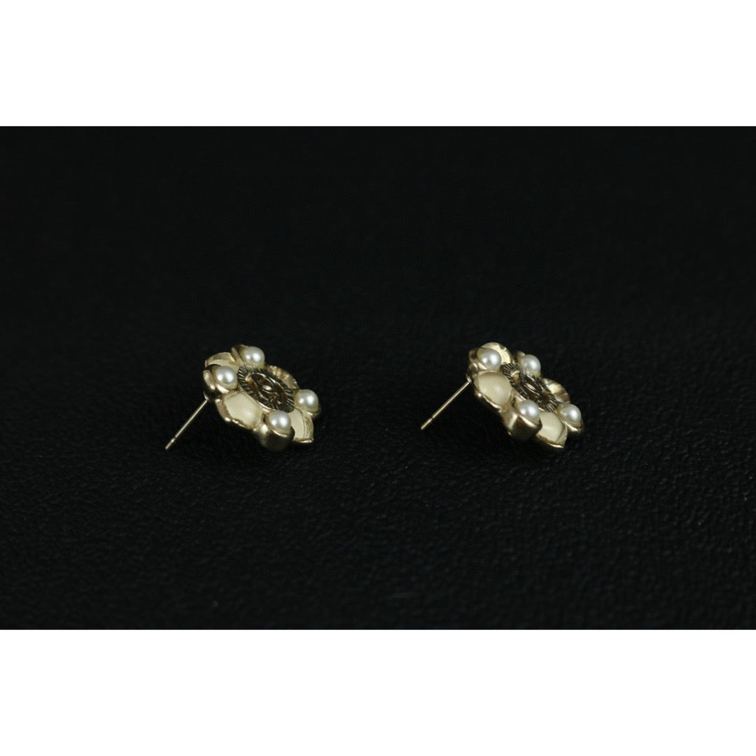 Excellent（Rank SA）｜ CHANEL Coco Mark  Pearl Earrings｜X25040602