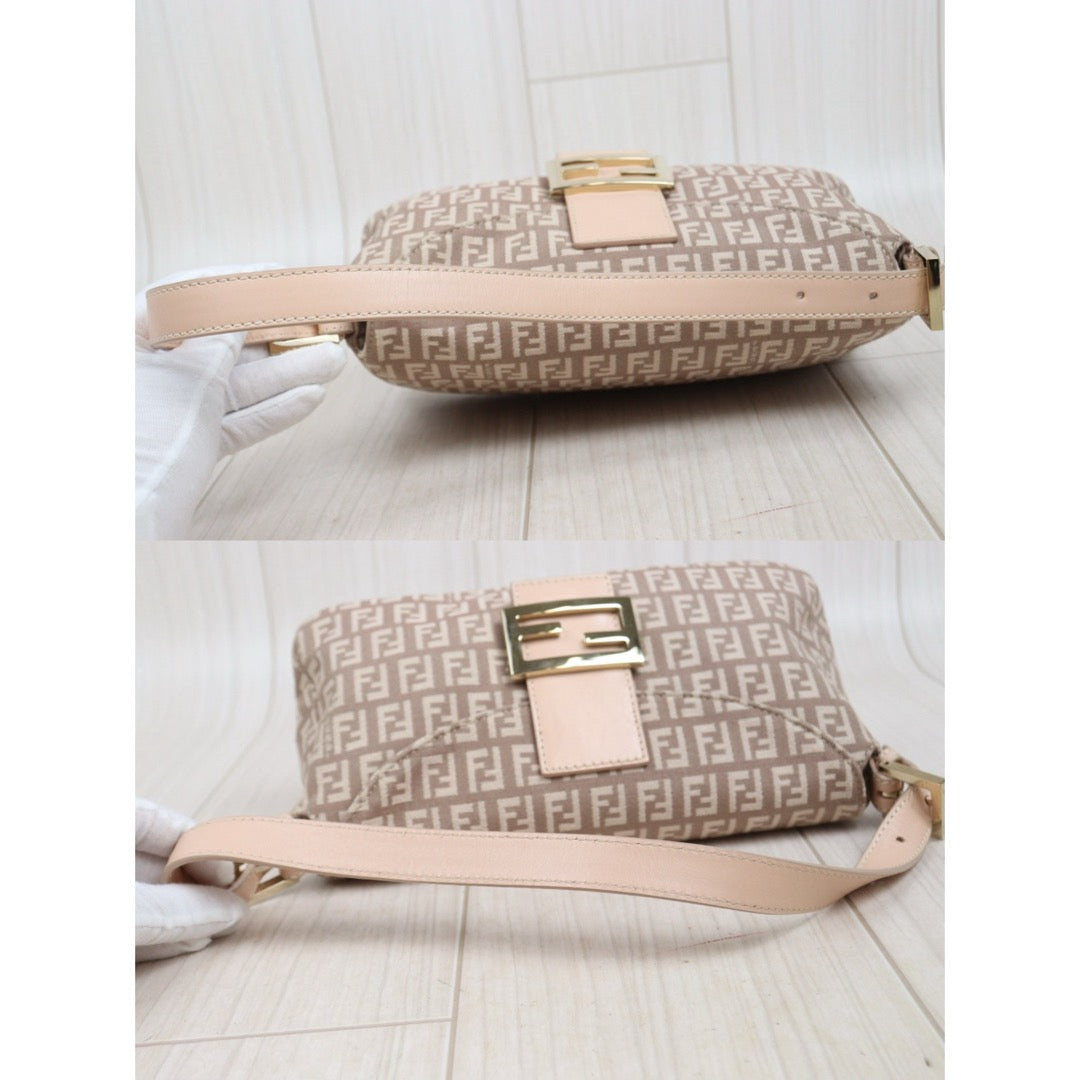 Very Good ( Rank A)｜ FENDI Zucca Mamma Baguette Shoulder Bag  Gold Hardware Pink｜25100714