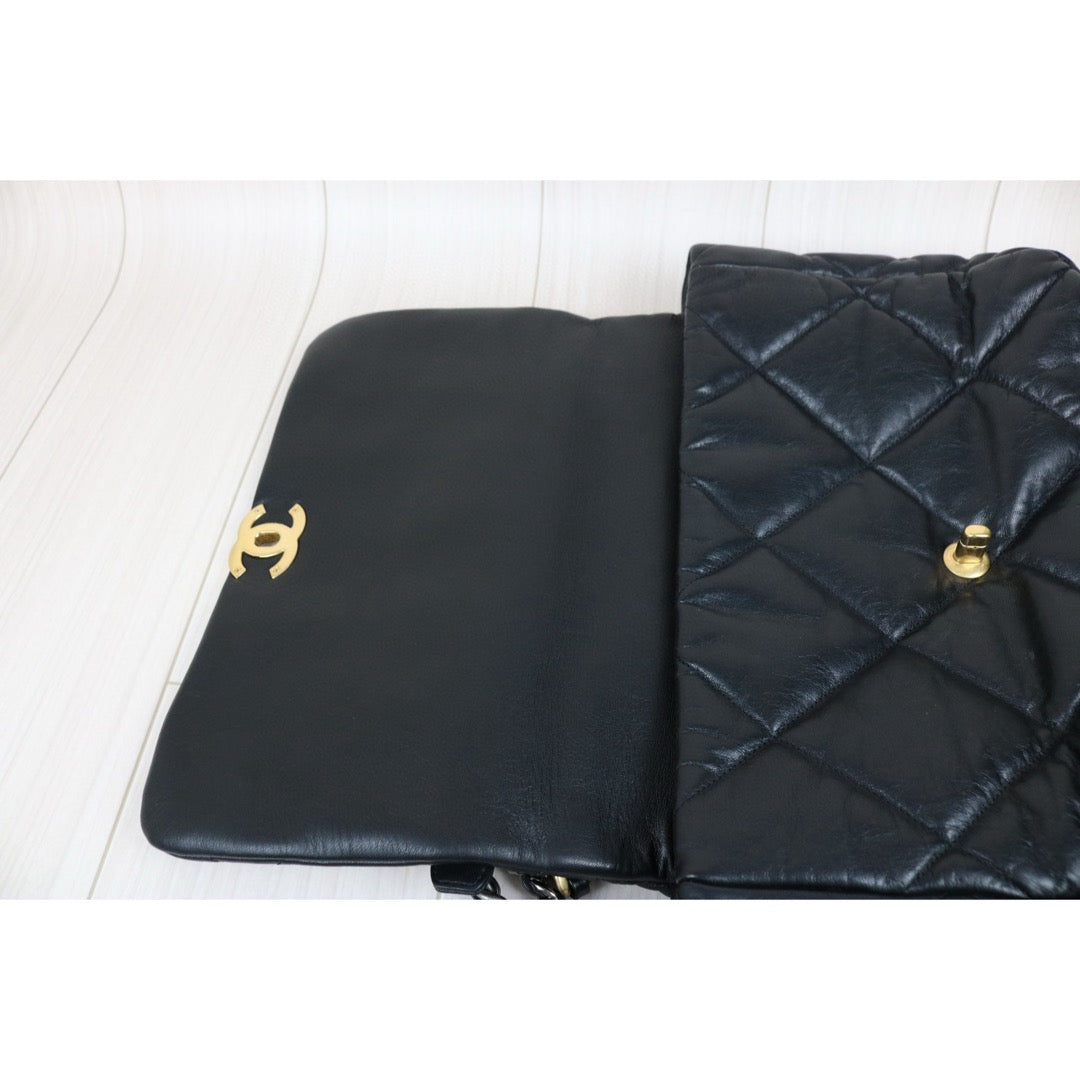 Very Good ( Rank A) ｜ CHANEL Lamb Skin Chain Single Flap 19 Maxi Shoulder Bag Black Made in 2020-2021Year｜ B25012203