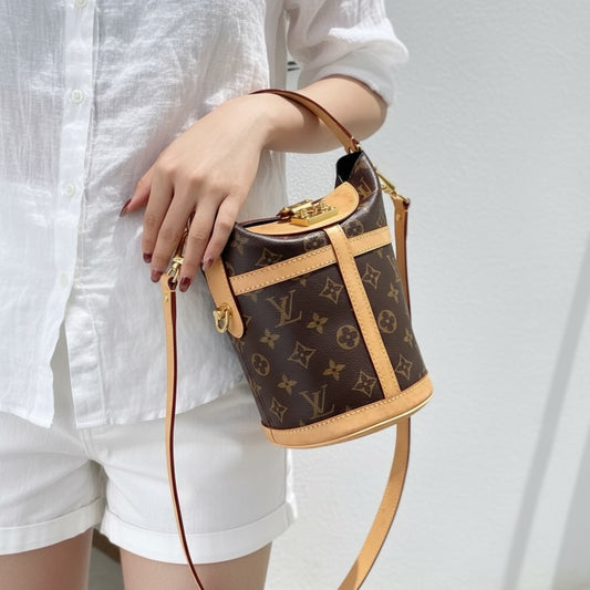 Include Entrupy Certificate of Authenticity｜Good ( Rank AB) ｜Louis Vuitton Monogram Duffle Handbag Shoulder Bag ｜S26060128