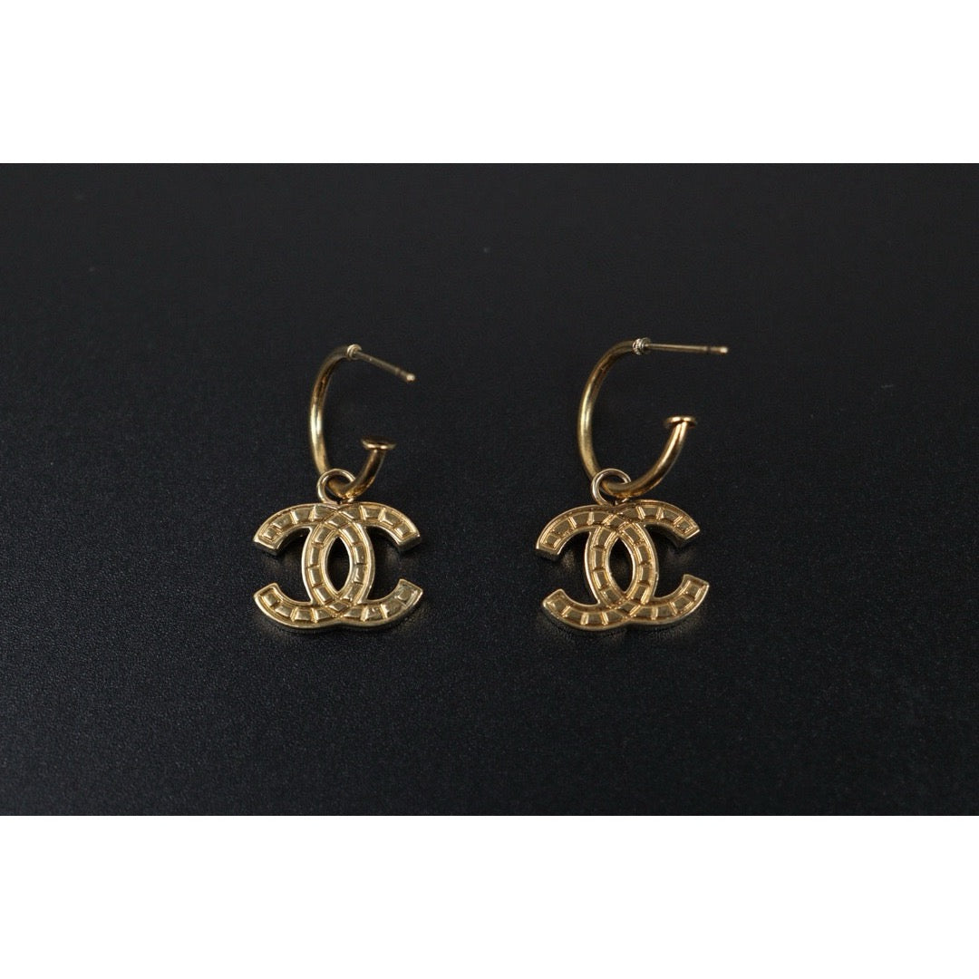 Very Good ( Rank A) ｜CHANEL COCO Earrings 18k Gold Plated ｜24103123