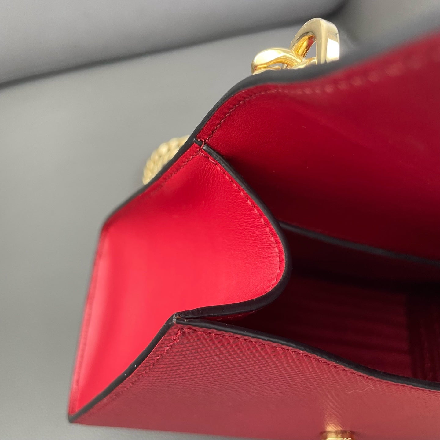 First installment 1/3｜ PRADA Shoulder Bag Red
