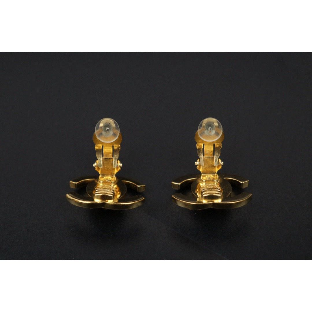 Very Good ( Rank A) ｜CHANEL Vintage 18K Gold Plating Rhinestone Earrings  ｜S24112512