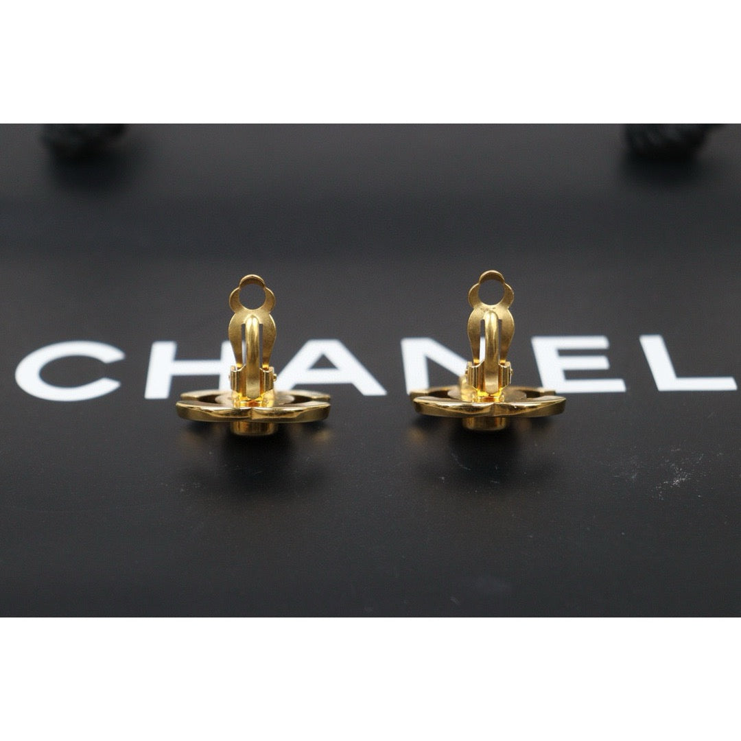 Excellent（Rank SA）｜CHANEL Vintage 18K Gold Plating Earrings  Made In 1995Year ｜24120920