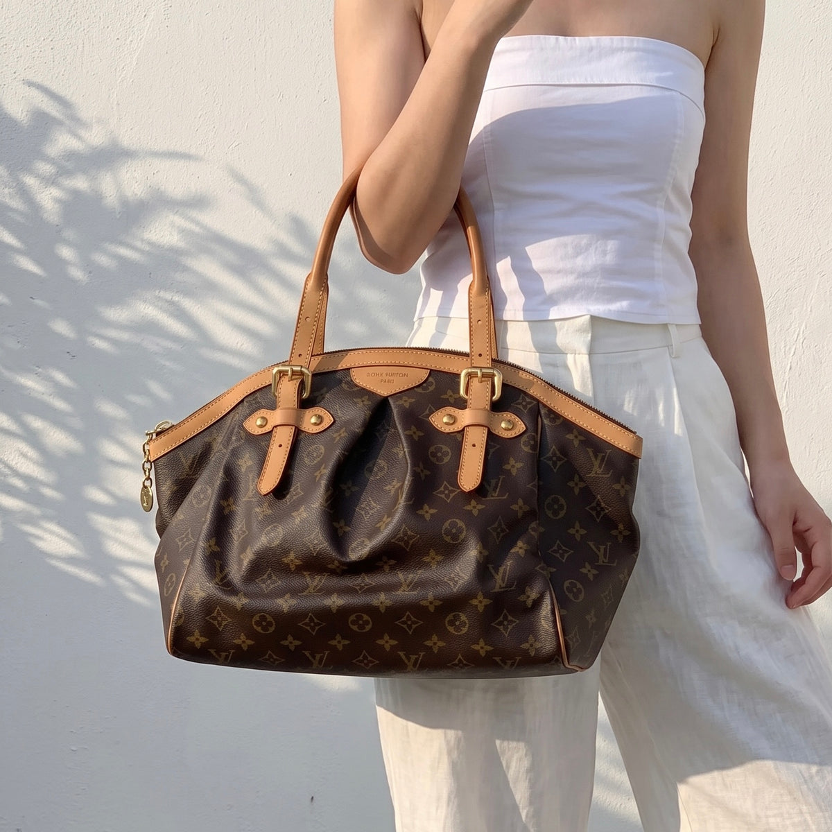 Include Entrupy Certificate of Authenticity｜Very Good ( Rank A) ｜Louis Vuitton Monogram Tivoli GM ShoulderBag ｜S26090405