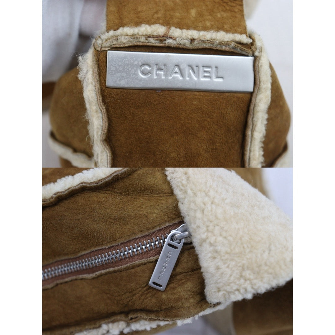 Good ( Rank AB)｜ CHANEL Suede Teddy Wool Shoulder Bag Brown Made In 2000-2002Year｜25100606