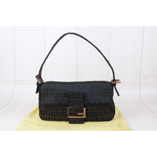Include Entrupy Certificate of Authenticity｜Very Good ( Rank A)｜ FENDI Mamma Baguette Zucca Shoulder Bag  ｜X26071207