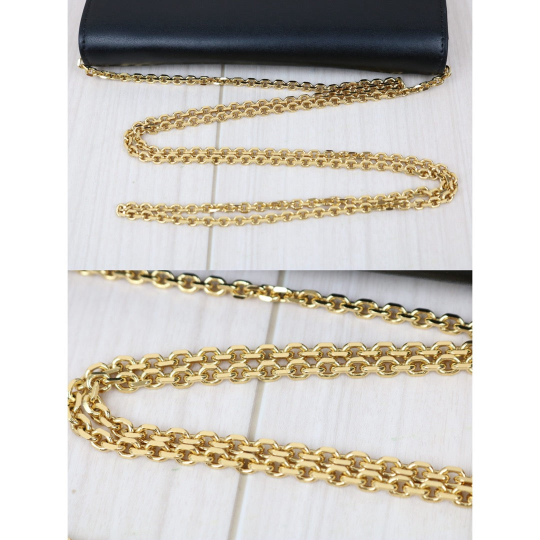 Include Entrupy Certificate of Authenticity｜Excellent（Rank SA）｜ FENDI Calf Leather WOC Chain Bag Black｜Z26092301