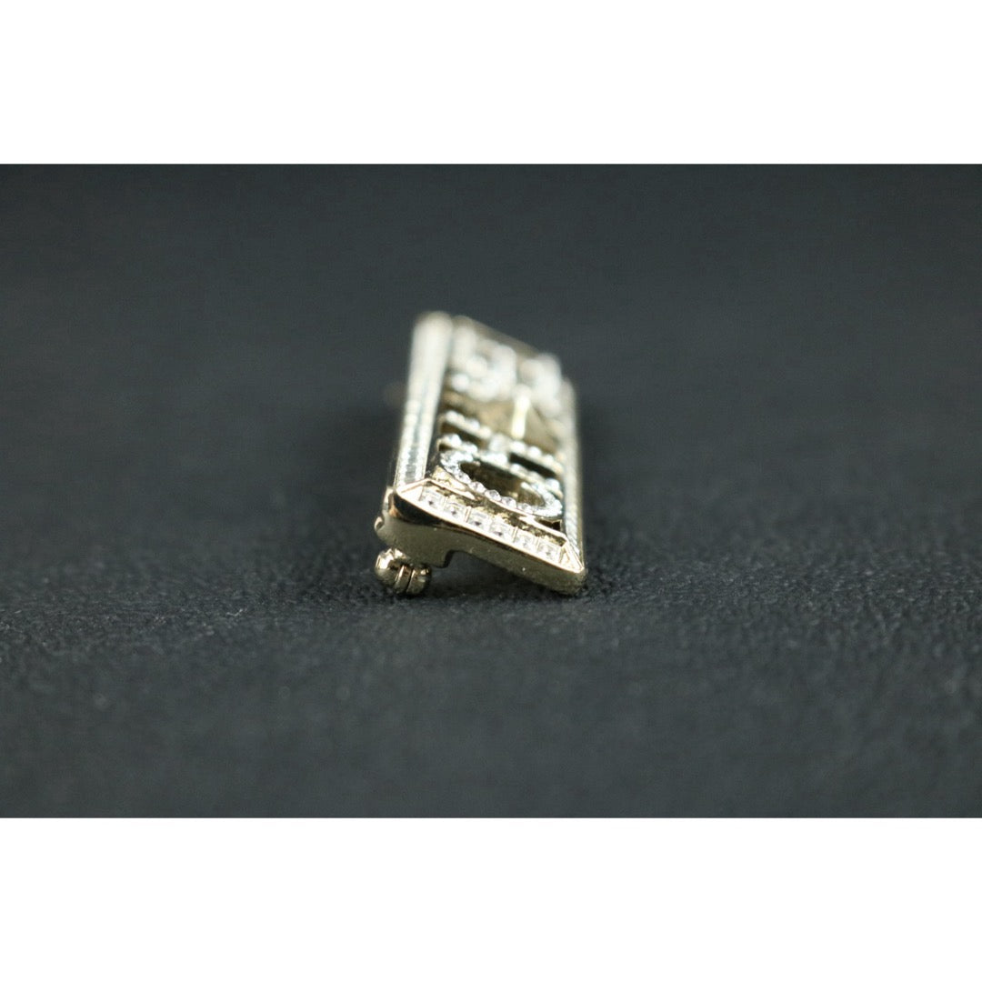 Include Authentic Detective Certificate of Authenticity｜Very Good ( Rank A)｜ CHANEL A17C Logo Rhinestone Brooch Made In 2017Year ｜S26050706
