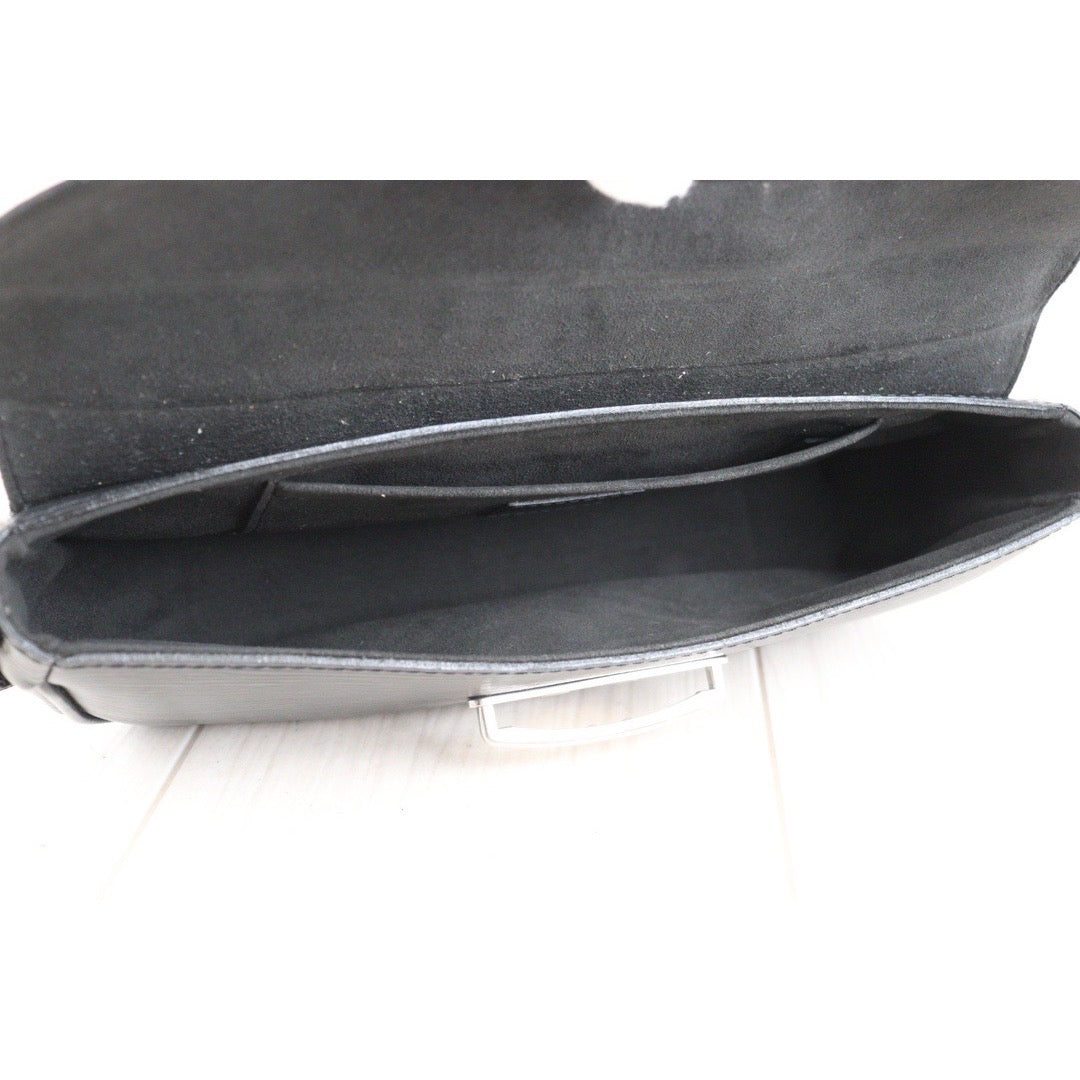 Rank A｜ LV Epi Shoulder Bag Black｜23092210