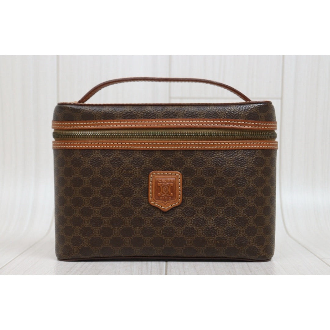 Include Entrupy Certificate of Authenticity｜Good ( Rank AB)｜ CELINE Macadam Vanity Handbag ｜26031910