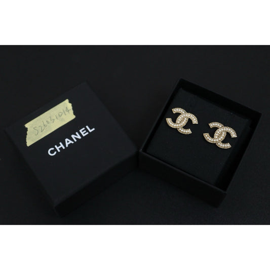 Include Authentic Detective Certificate of Authenticity｜Very Good ( Rank A) ｜CHANEL C16V COCO Mark Pearl Earrings Made In 2016Year｜S26031014