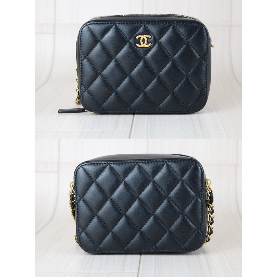 Very Good ( Rank A)｜ CHANEL Matrasse Chain Camera Bag  Shoulder Bag Black  ｜R24111207