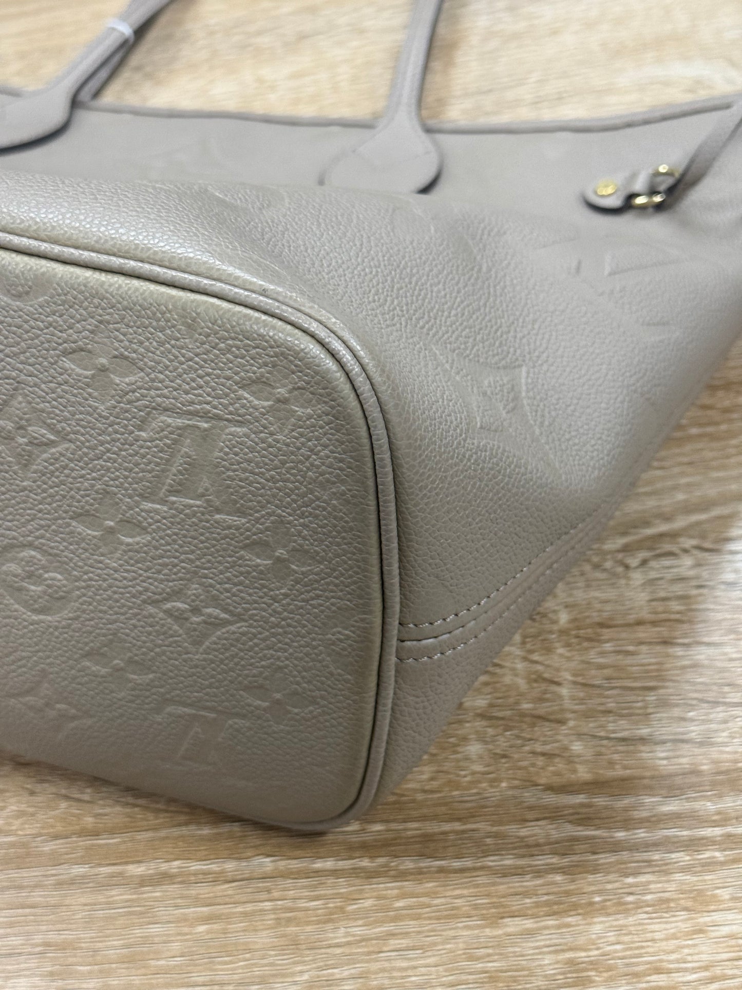 LV Full leather Neverful MM Shoulder Bag IC chips