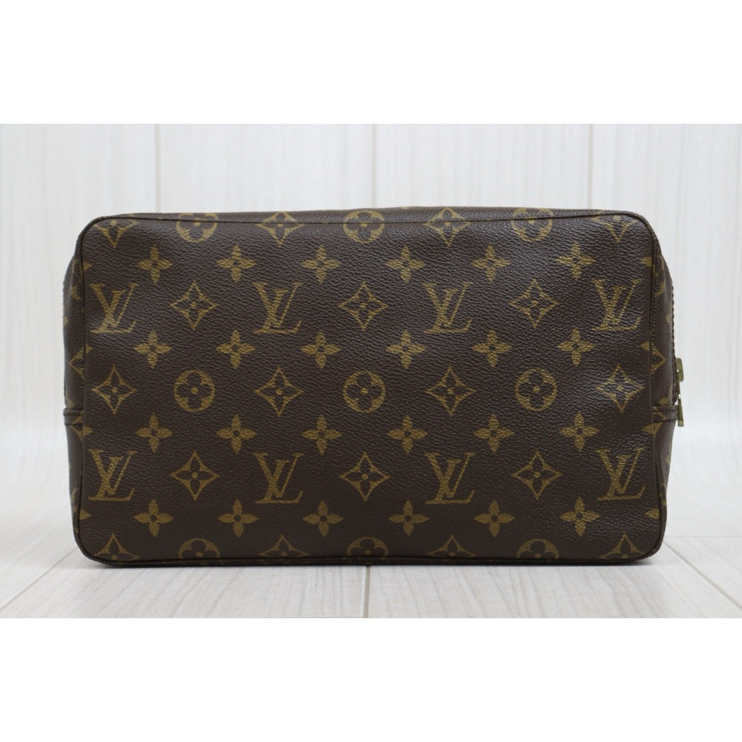 Include Entrupy Certificate of Authenticity｜Very Good ( Rank A)｜Louis Vuitton Truth Toilet 28 Monogram Makeup Pouch｜26051805