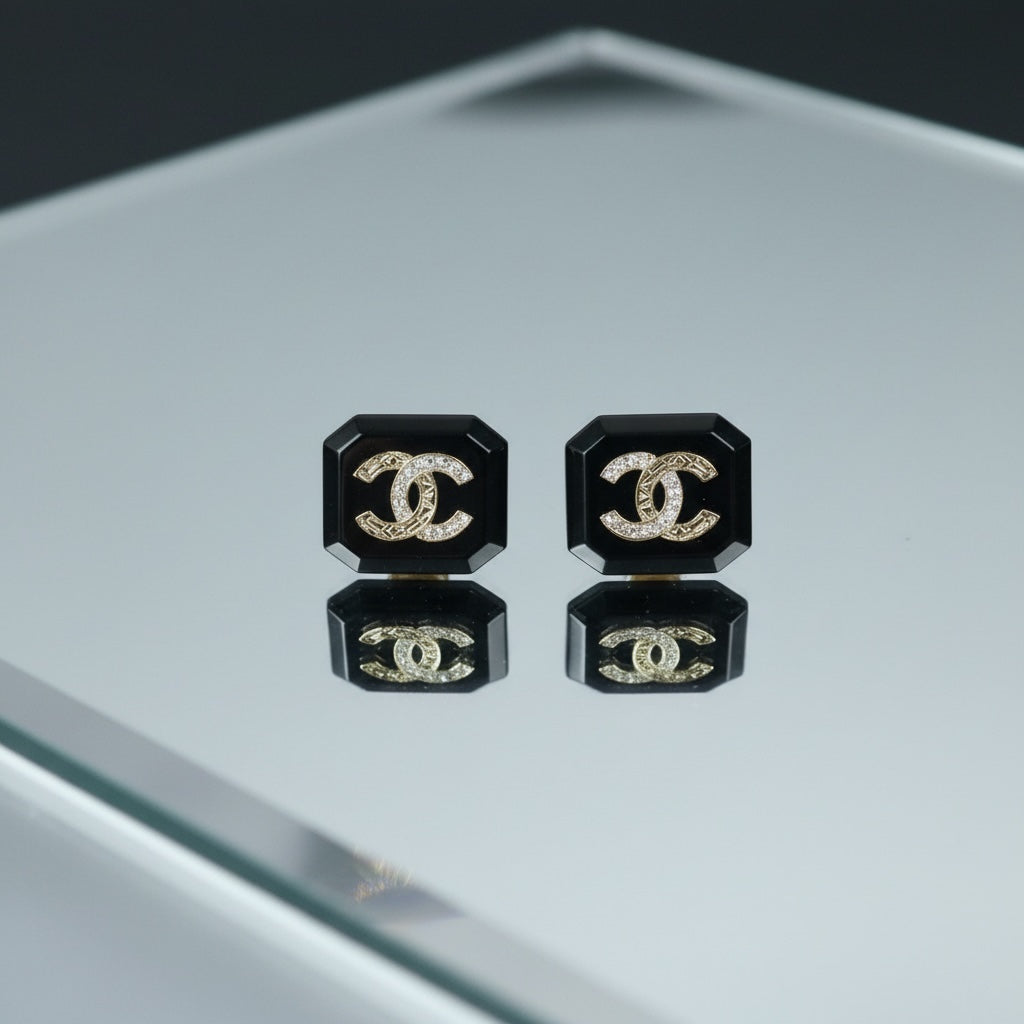 Include Authentic Detective Certificate of Authenticity｜Very Good ( Rank A) ｜CHANEL B23A COCO Mark  Black Acrylic Rhinestone Earrings Made In 2023Year｜S26050716