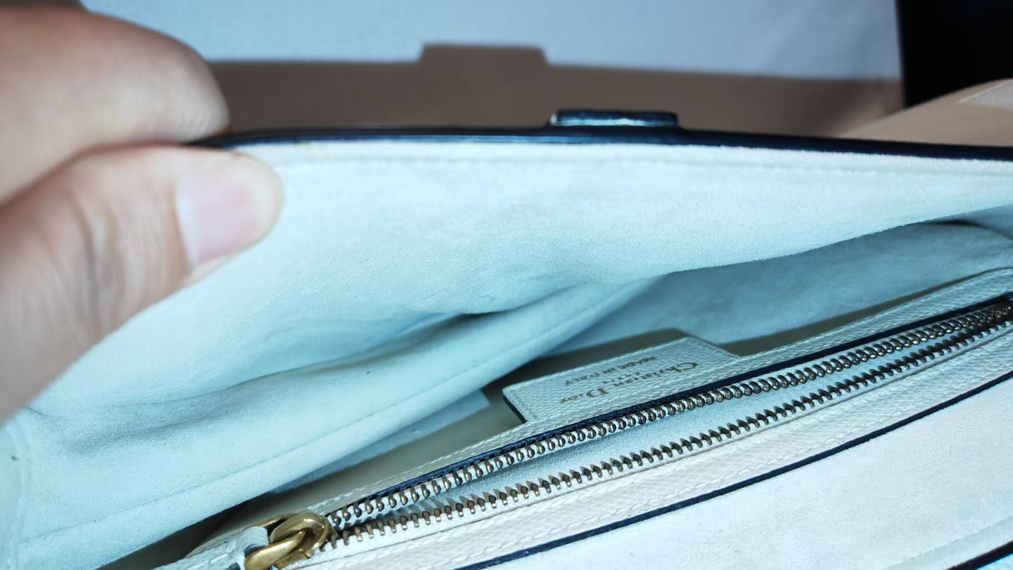 Very Good ( Rank A)｜Dior Saddle Shoulder Bag Medium White come with Entrupy Certificate of Authenticity