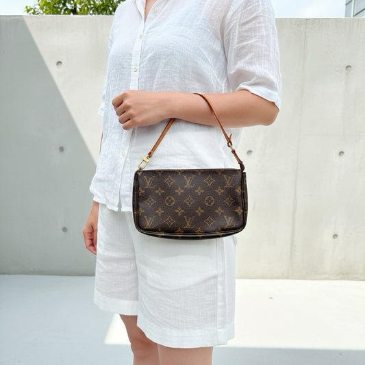 Include Entrupy Certificate of Authenticity｜Good ( Rank AB)｜Louis Vuitton Monogram Pochette Accessoires ｜26050703