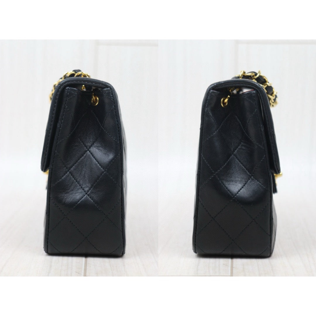 Good ( Rank AB)｜ CHANEL Black lambskin Square 20 Shoulder Bag Made In 1989～1991Year ｜24103001