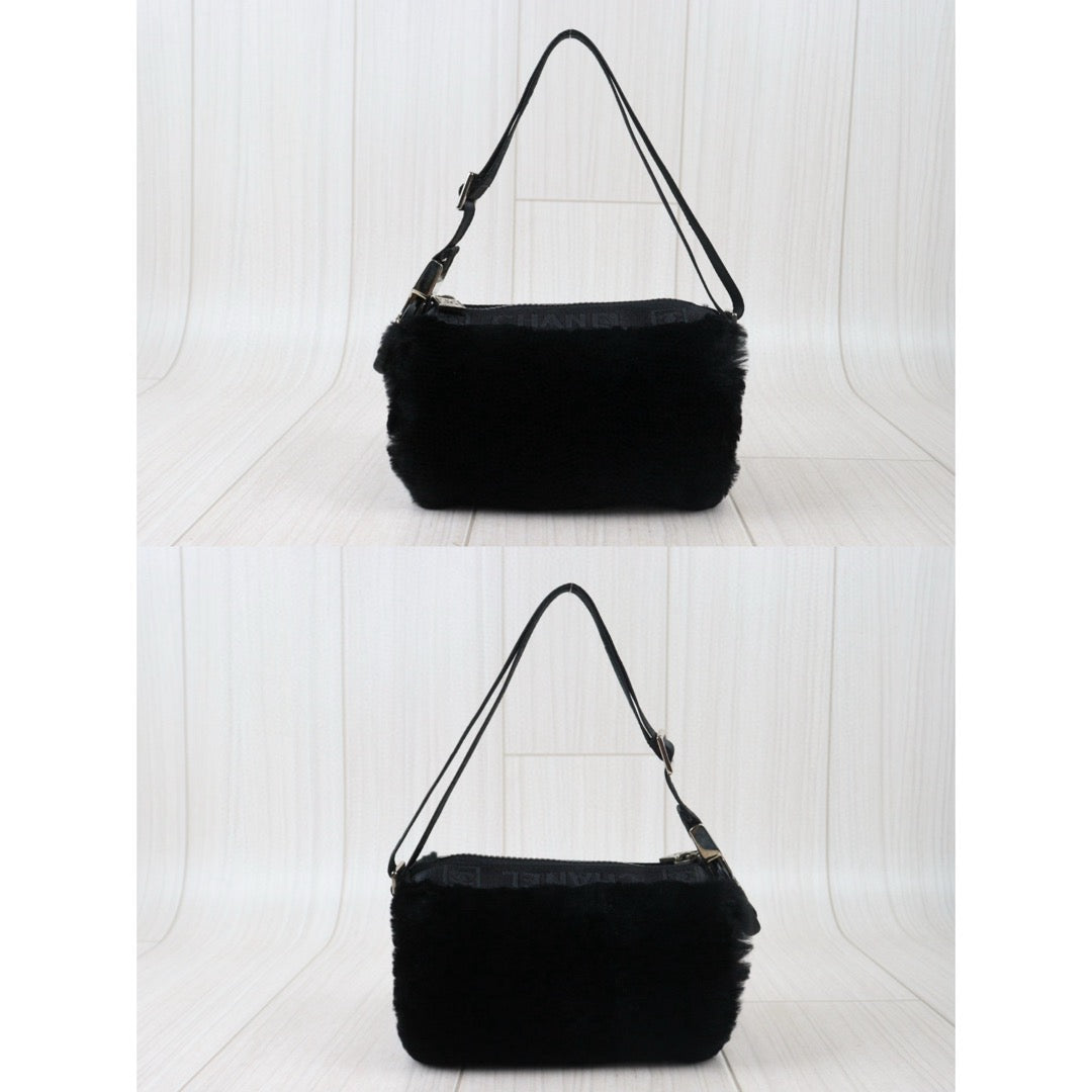 Very Good ( Rank A) ｜ CHANEL Rabbit Fur Canvas Shoulder Bag Black  Made In 2005-2006Year｜W24080703