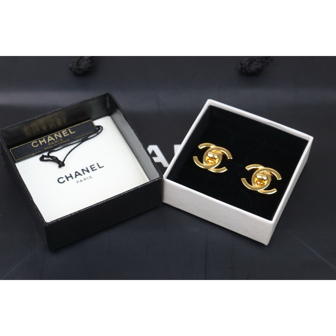 Excellent（Rank SA）｜CHANEL Vintage 18K Gold Plating Earrings  Made In 1995Year ｜24120920