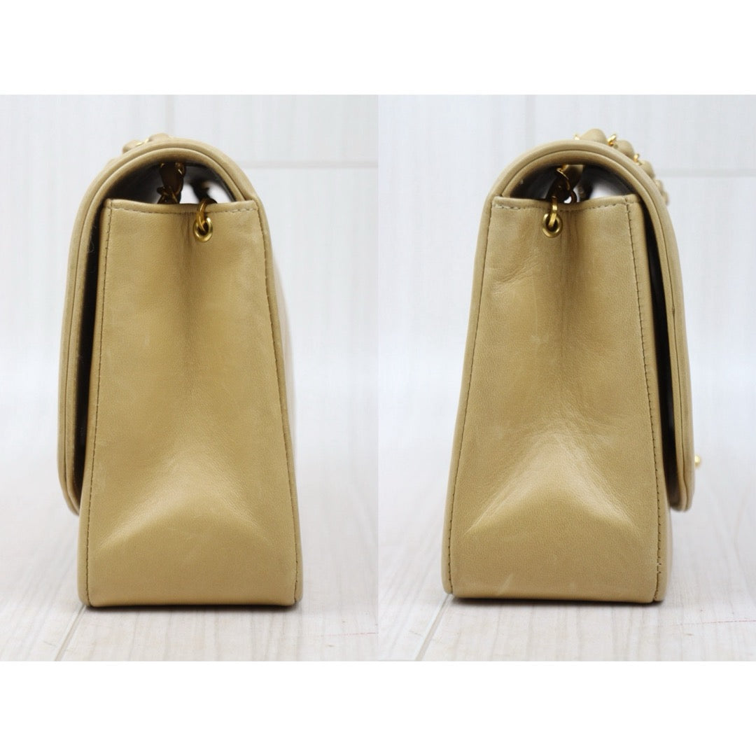 Good ( Rank AB)｜ CHANEL Matrasse Diana 25 Lamb Skin Chain Bag Beige Made in 1991-1994 Year｜V24122601
