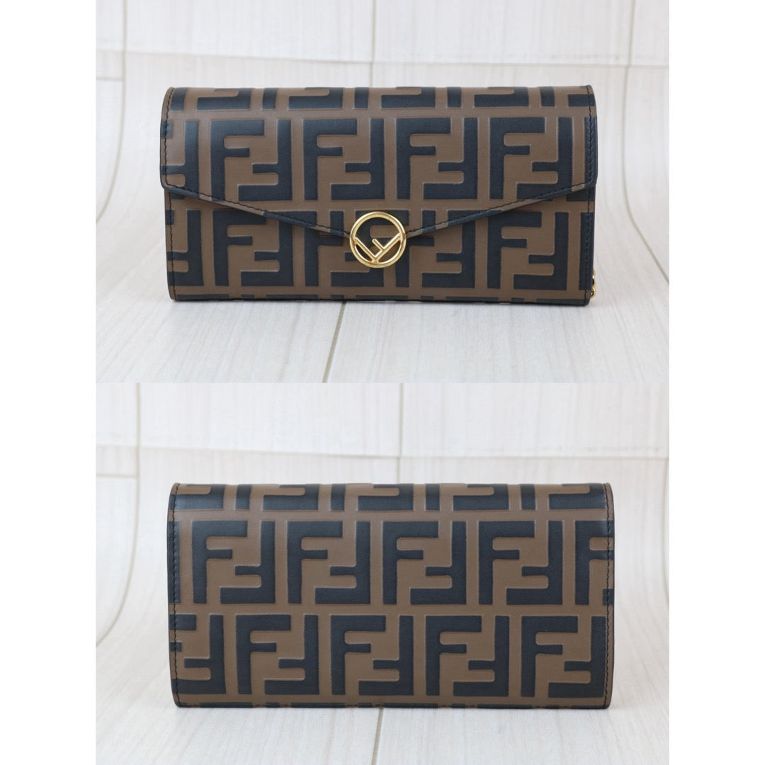 Include Entrupy Certificate of Authenticity｜Very Good ( Rank A)｜ FENDI Mamma Calf Leather Chain Bag  Gold Hardware ｜X26070606