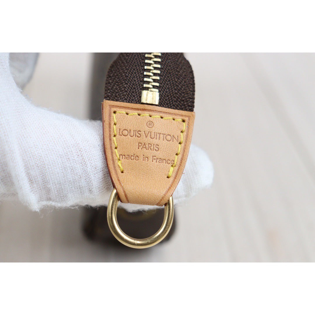 Rank A ｜ LV Monogram Pochette Accessoires ｜24012512