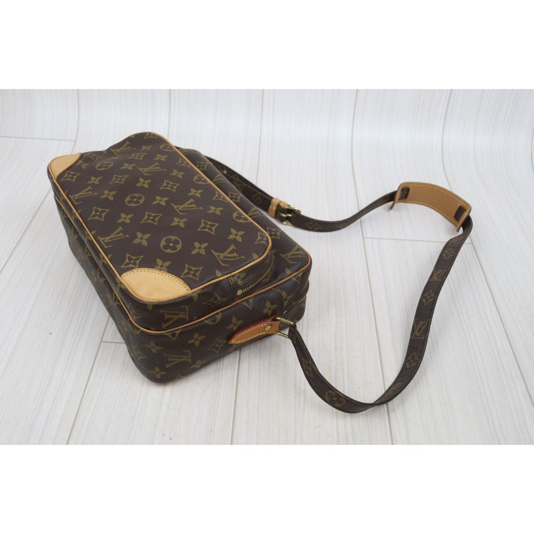 Include Entrupy Certificate of Authenticity｜Fair ( Rank B) ｜ Louis Vuitton Monogram Nile Shoulder Bag｜26011307