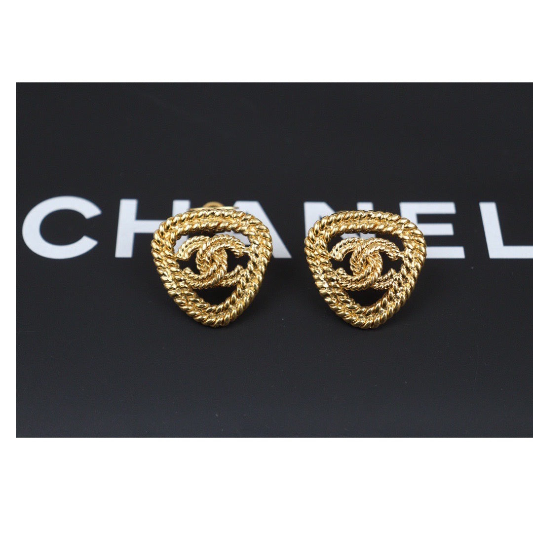 Wholesale｜Very Good ( Rank A)｜Q24040423