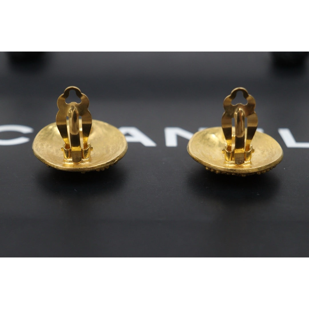 Very Good ( Rank A) ｜ CHANEL 96A Coco Mark  Golden Vine  Earrings Made In 1996Year｜26030507