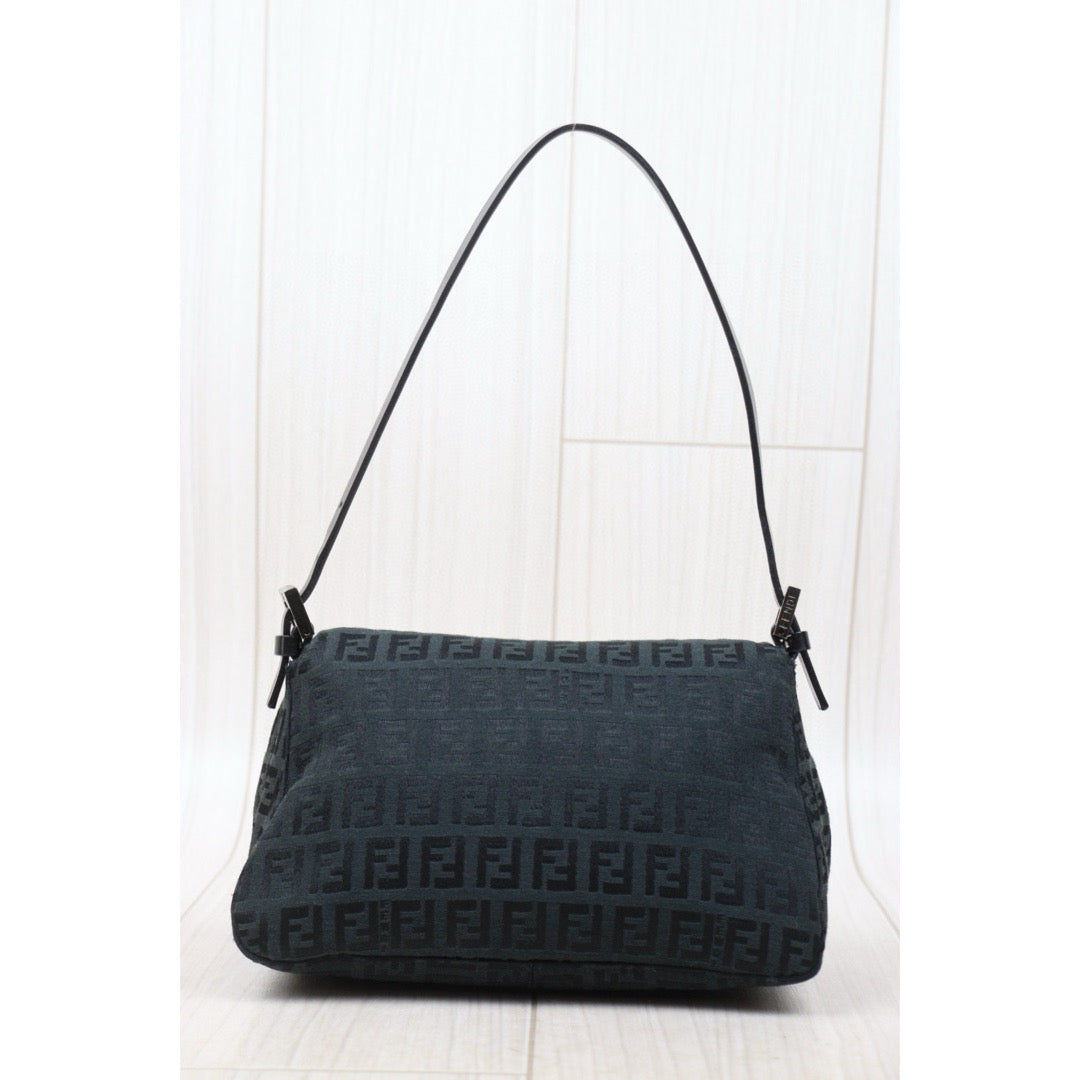 Good ( Rank AB)｜ FENDI Mamma Shoulder Bag Black ｜24112112