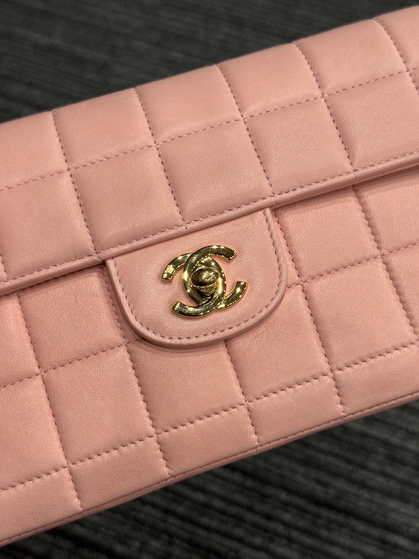 First installment 1/3｜Good ( Rank AB)｜ CHANEL  Lambskin Shoulder Bag Pink ｜25060308