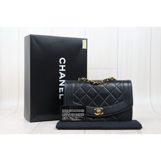Good ( Rank AB)｜ CHANEL Matrasse Diana 22 Lamb Skin  Chain Bag Made in 1996-1997 Year｜24120801