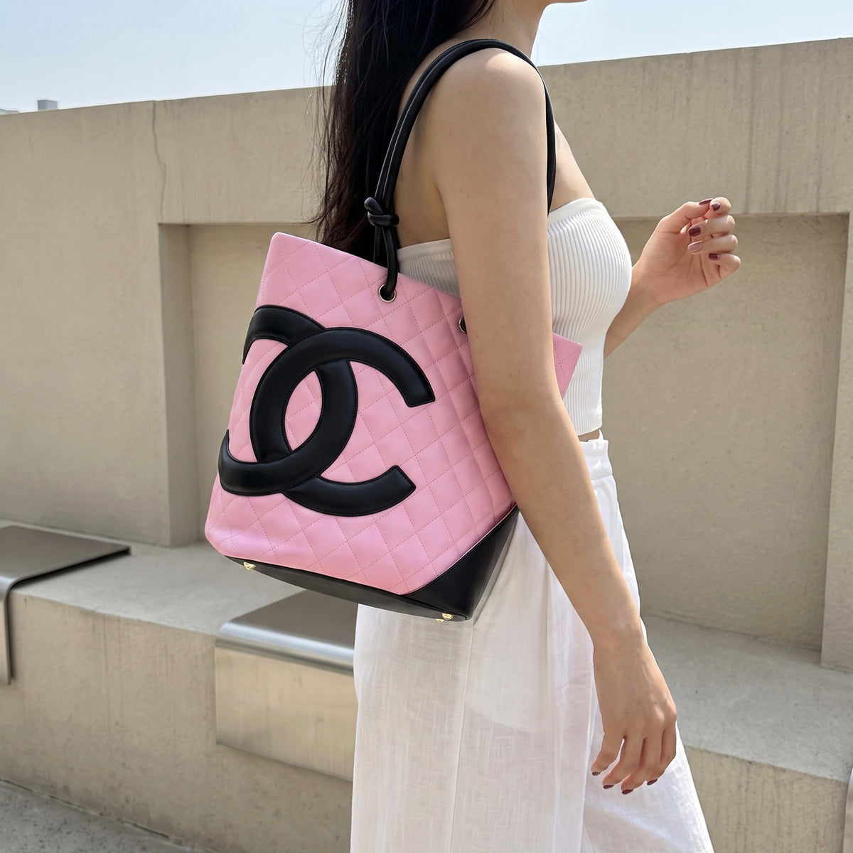 Include Entrupy Certificate of Authenticity｜Very Good ( Rank A)｜ CHANEL Cambon Line MM ToteBag Pink Black Made In 2004-2005 Year｜26101305