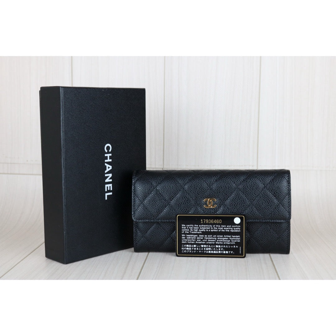 Excellent（Rank SA）｜CHANEL Caviar Skin Black Long Wallet Made In 2012 - 2013 Year｜S24122608