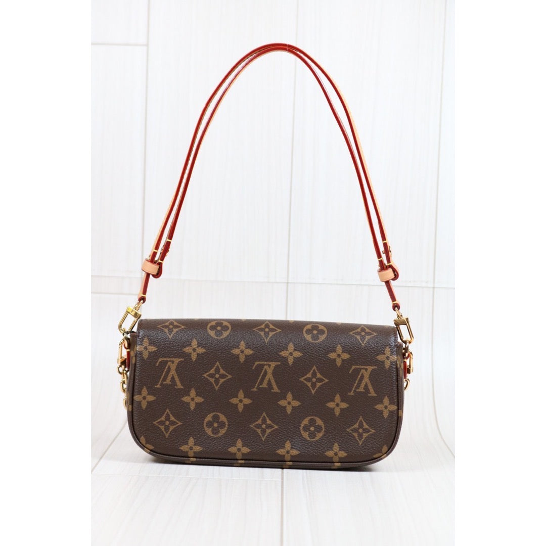 Excellent（Rank SA）｜LV Monogram ivy Shoulder Bag ｜S24042205