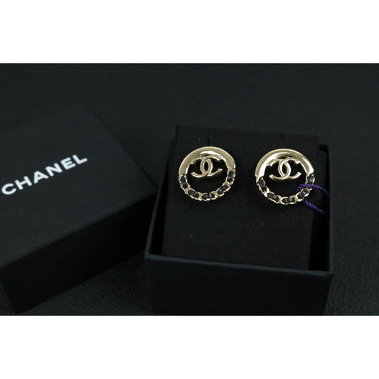 Include Authentic Detective Certificate of Authenticity｜Very Good ( Rank A) ｜CHANEL B22P COCO Mark Leather Pierced Earrings Made In 2022Year｜S26062101