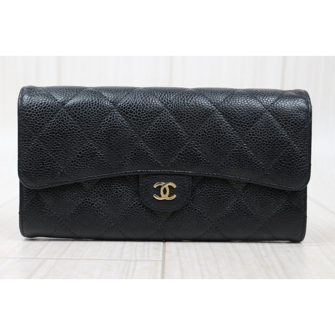 Good ( Rank AB)｜CHANEL Caviar Skin Black Long Wallet Made In 2016 - 2017 Year｜25011606