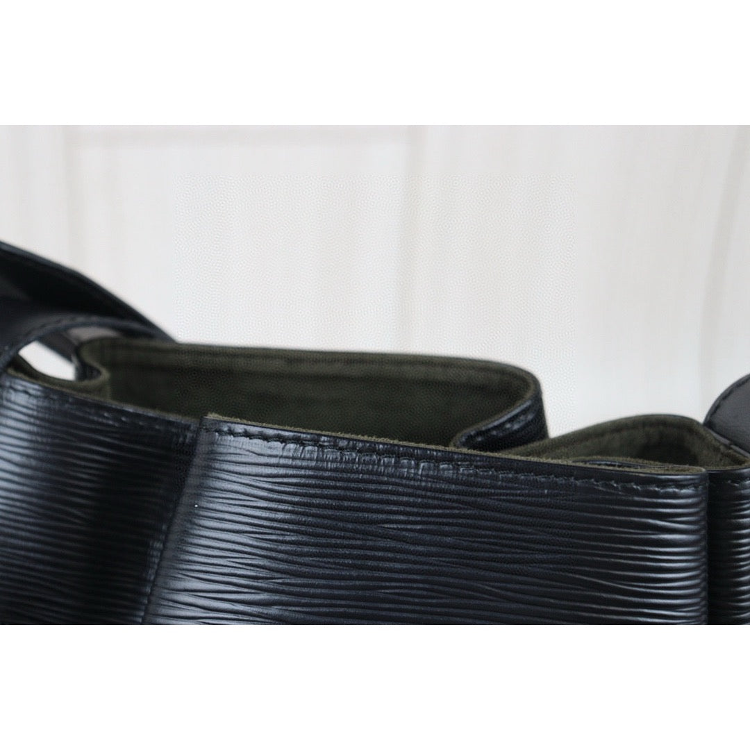 Rank A ｜ LV Epi Sack de Paul Shoulder Bag｜24080904