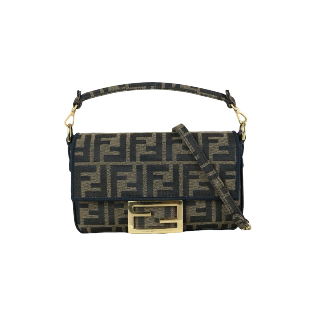 Very Good ( Rank A)｜ FENDI Mamma Baguette Chain Shoulder Bag  Gold Hardware Current Model PM｜S26020801