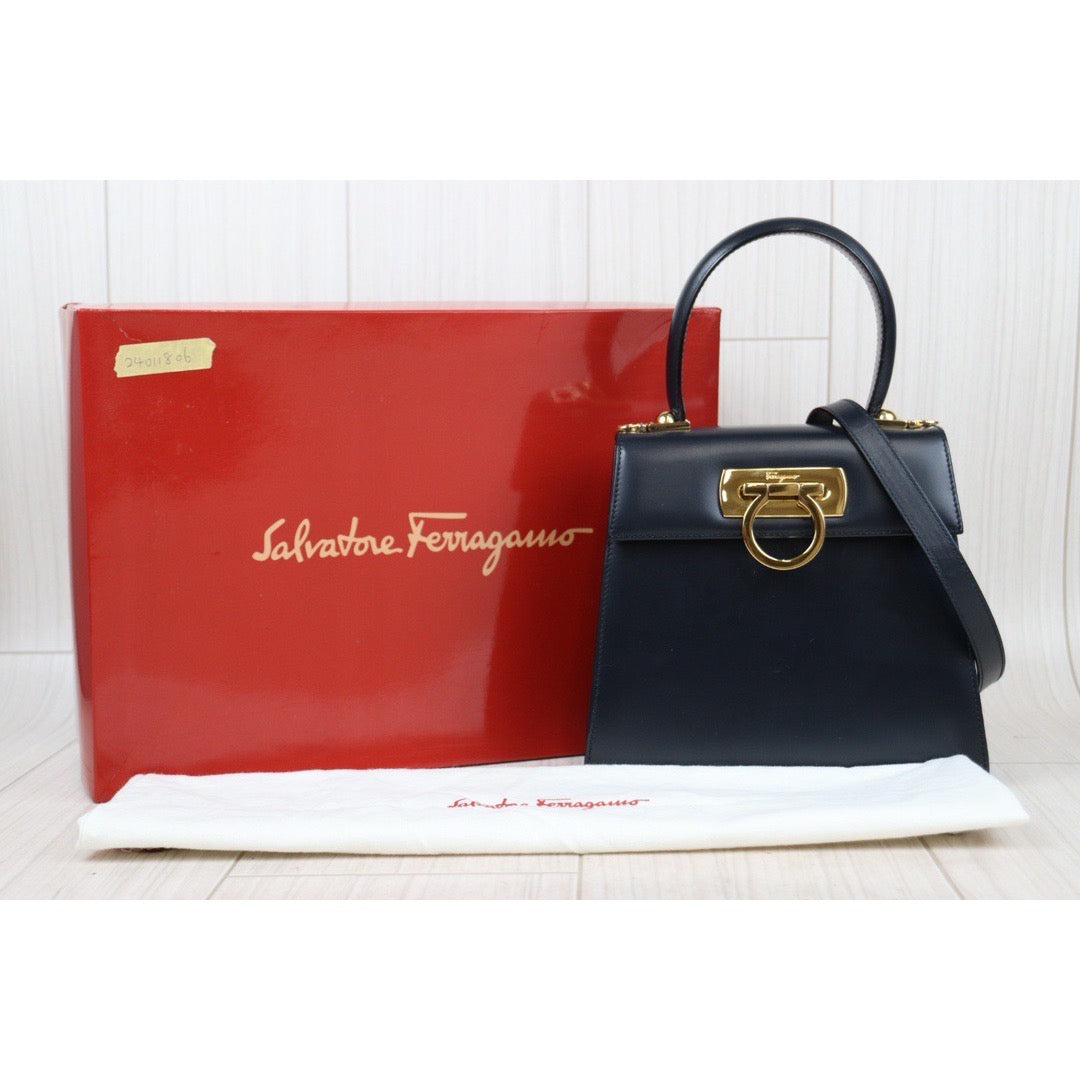 Rank AB  ｜Ferragamo Gancini 2WAY Handbag  Shoulder Bag｜24011806