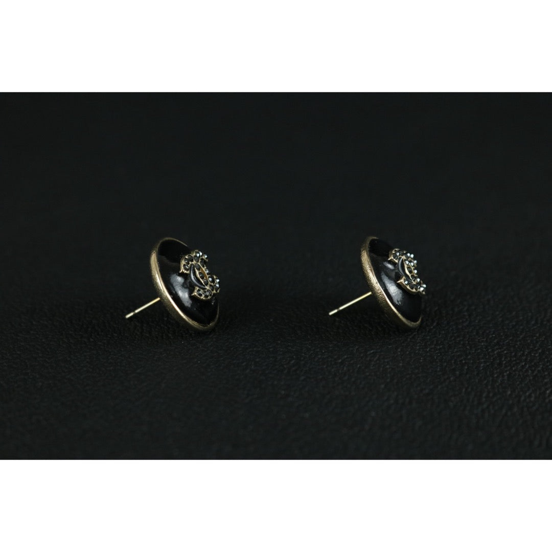 Very Good ( Rank A) ｜ CHANEL 18A Coco Mark  Black Enamel Rhinestone Earrings Made In 2018Year ｜S26022611