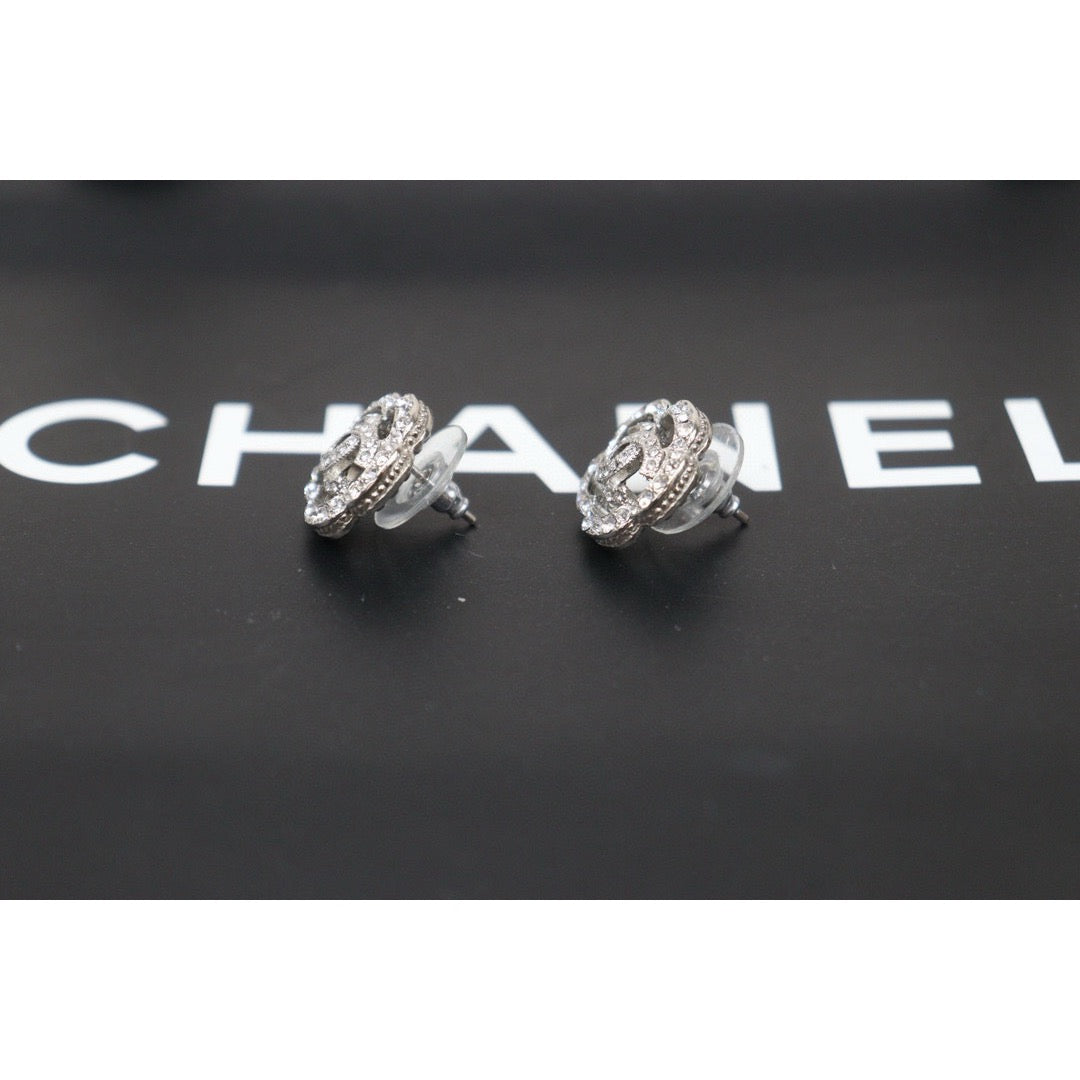 Very Good ( Rank A) ｜CHANEL COCO Mark Silver Diamond Vintage Earrings ｜S24102413