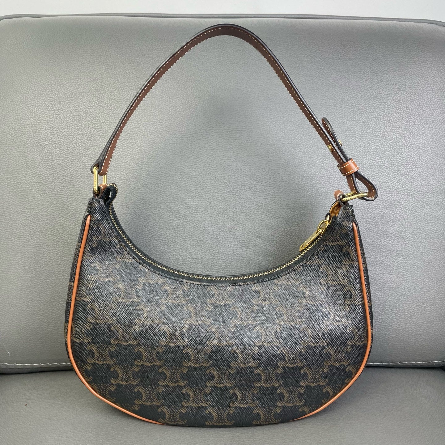 Very Good ( Rank A) ｜ CELINE AVA Shoulder Bag
