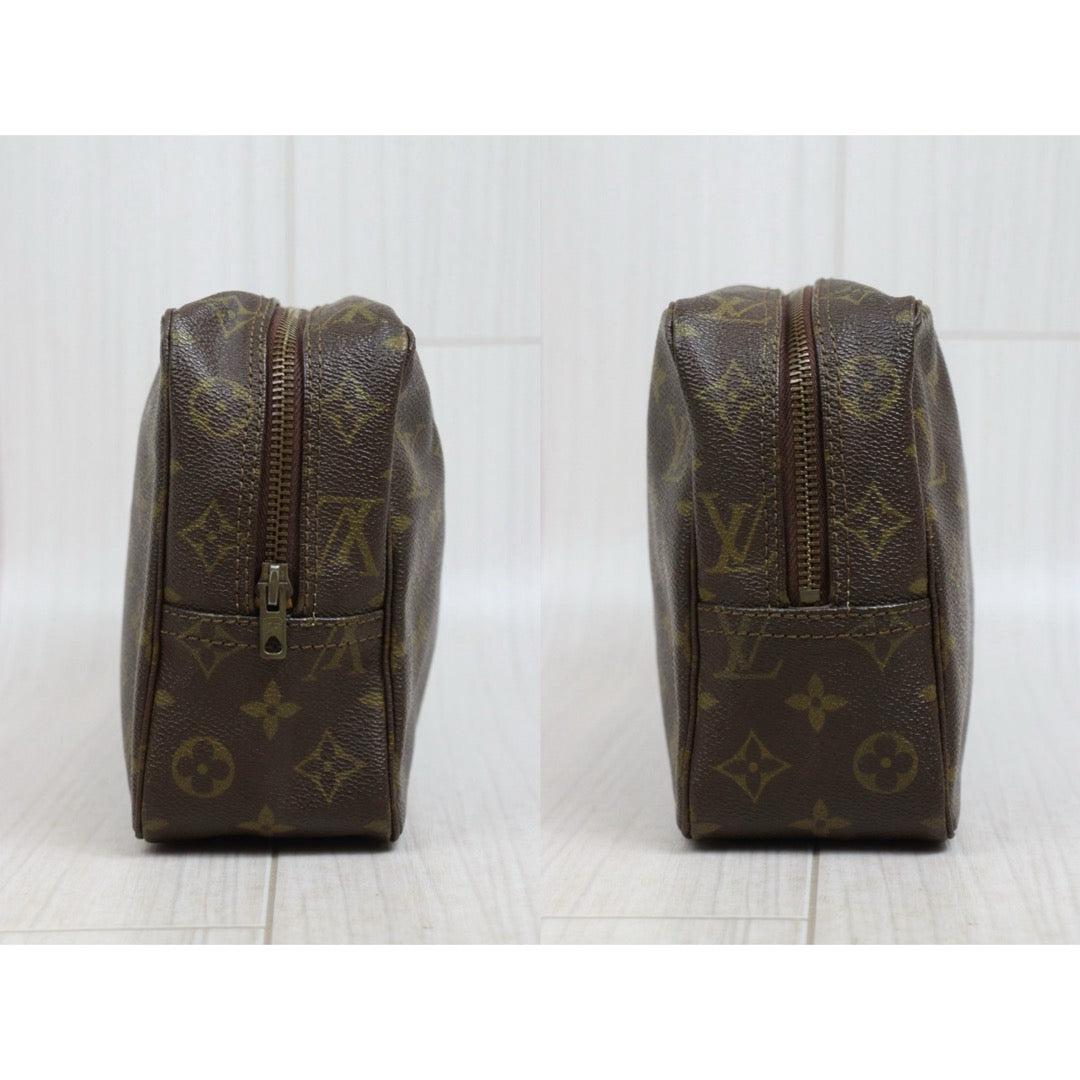 Include Entrupy Certificate of Authenticity｜Good ( Rank AB)｜ Louis Vuitton Truth Toilet 28 Monogram Makeup Pouch｜26050708