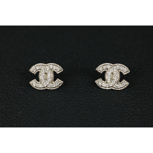 Include Authentic Detective Certificate of Authenticity｜Very Good ( Rank A) ｜CHANEL A11V COCO Mark Rhinestone Earrings Made In 2011Year｜S26040811