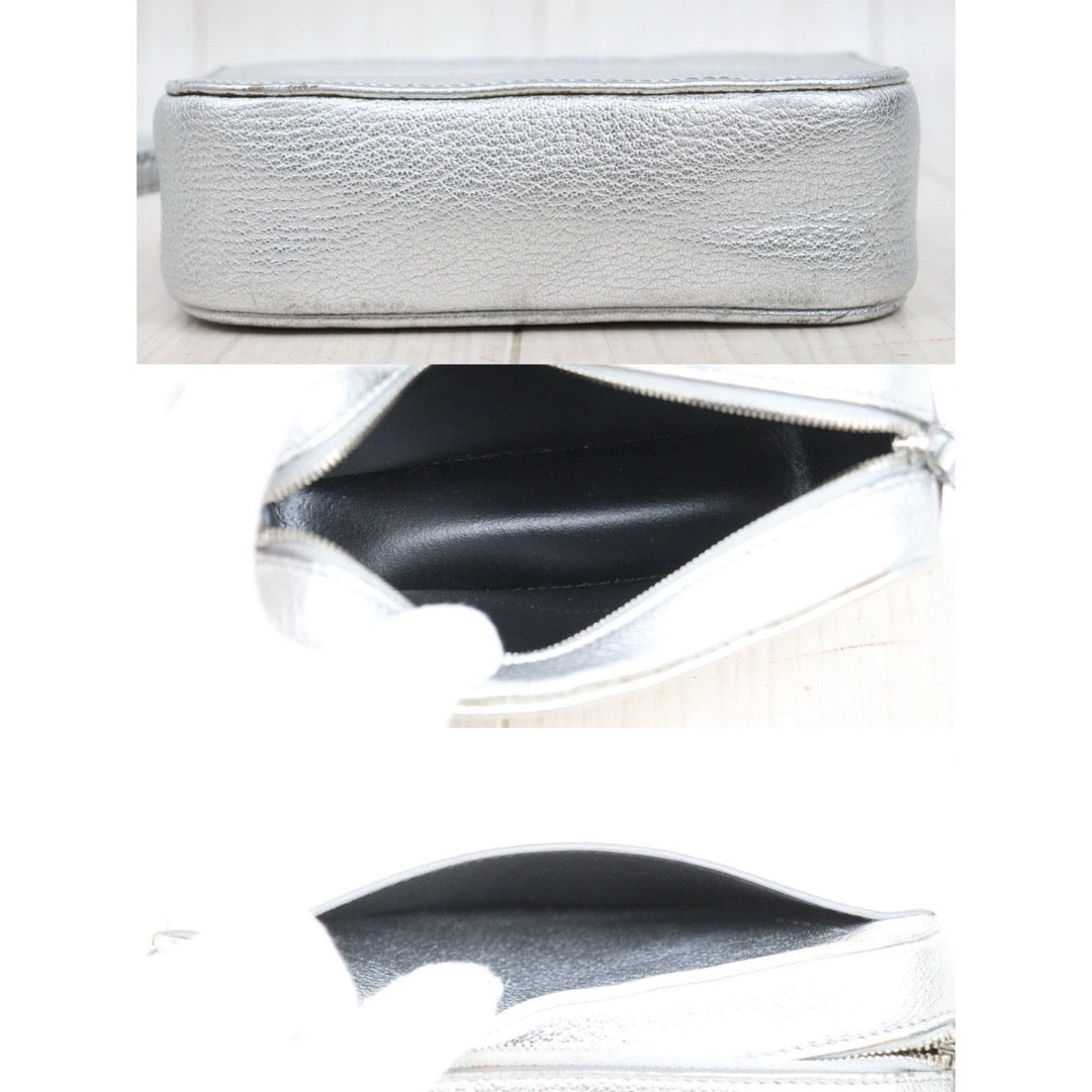 Good ( Rank AB)｜Balenciaga Everyday XS Camera Bag Silver｜P25080603
