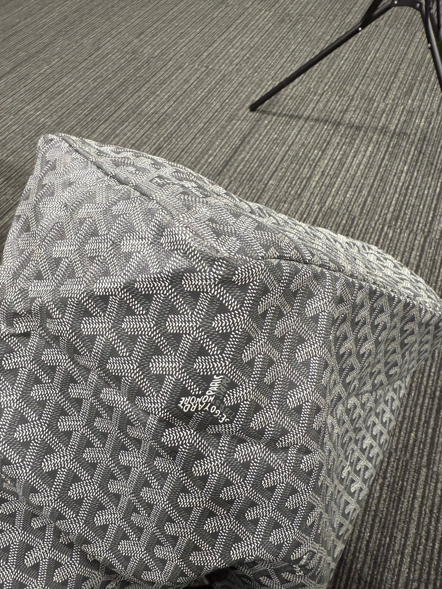 First installment 1/3｜Good ( Rank AB)｜ Goyard Saint-Louis GM Tote Bag Grey｜S24111213